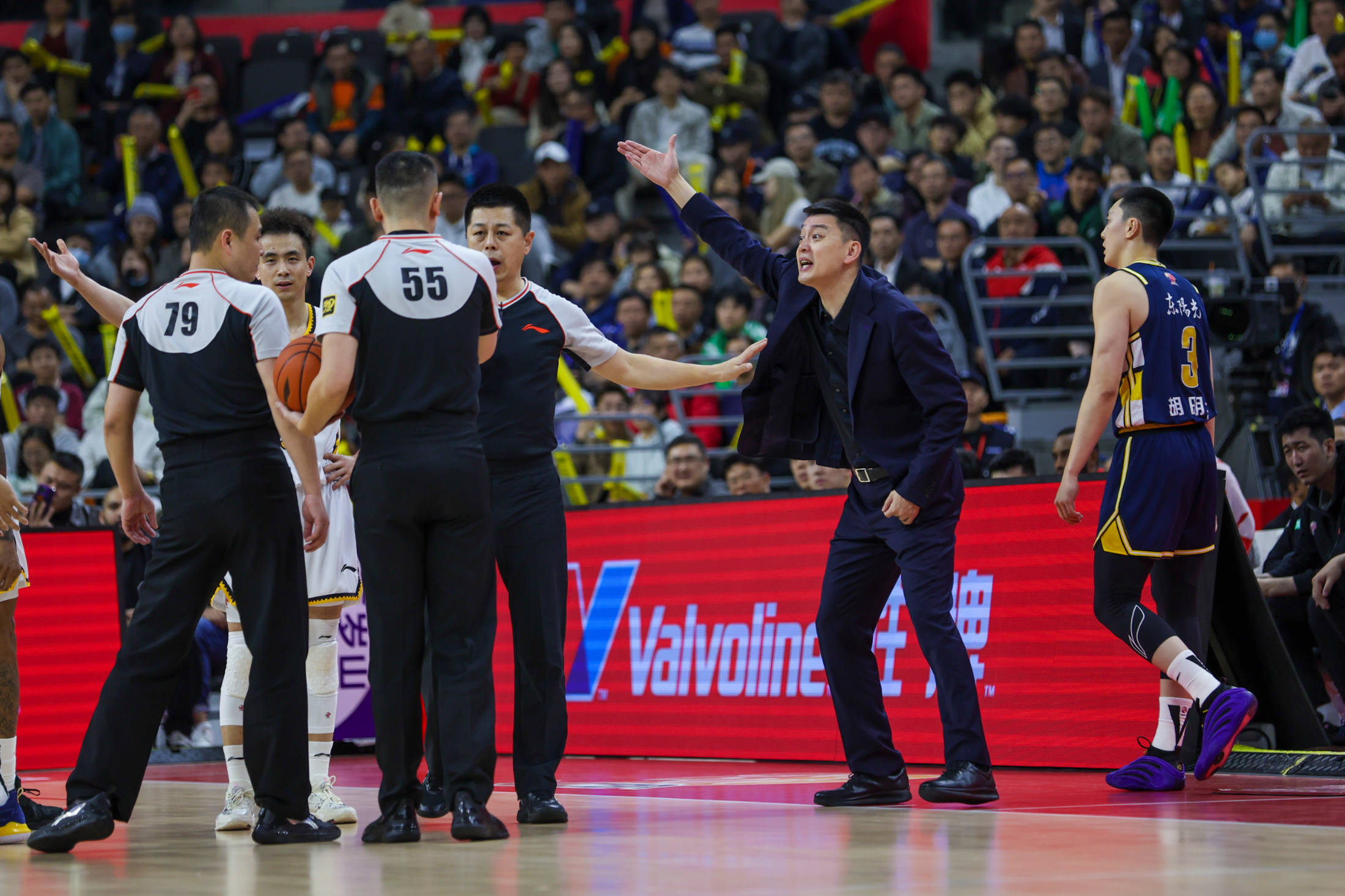 包含国际比赛日CBA常规赛焦点战，波特兰开拓者扳平良机，质疑声仍在，细节决定成败的词条-爱游戏官方网站