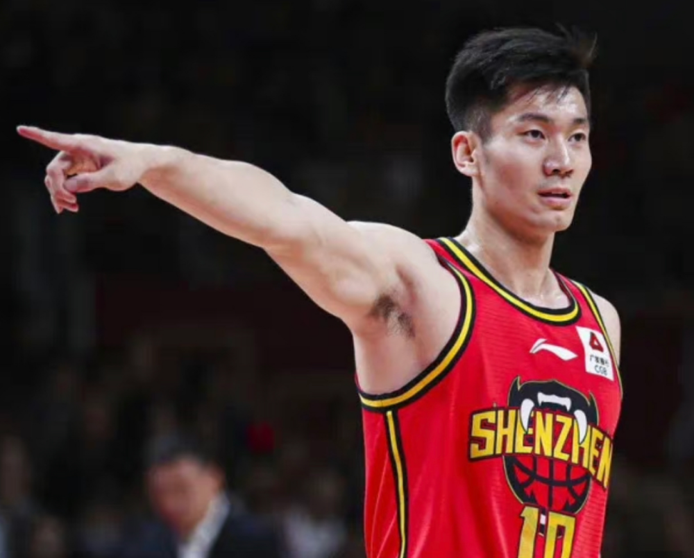 包含转折点克里夫兰骑士官宣签约；CBA常规赛赛后攻防权衡；质疑声仍在；高层口径保持一致的词条-爱游戏官方网站